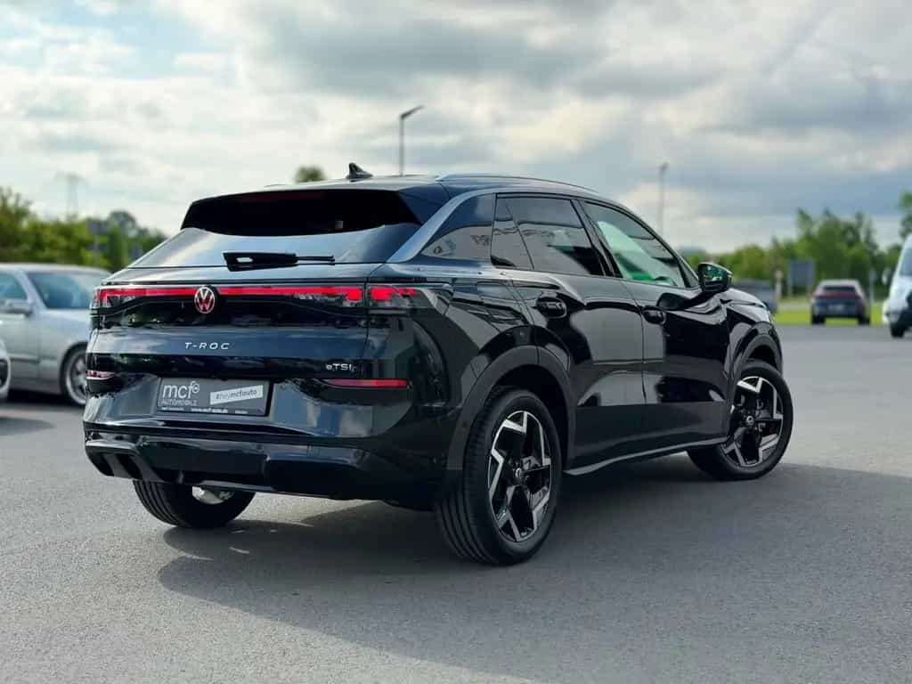 Volkswagen T-Roc 1.5 eTSI R-Line *18Zoll* 04/2026-photo-25