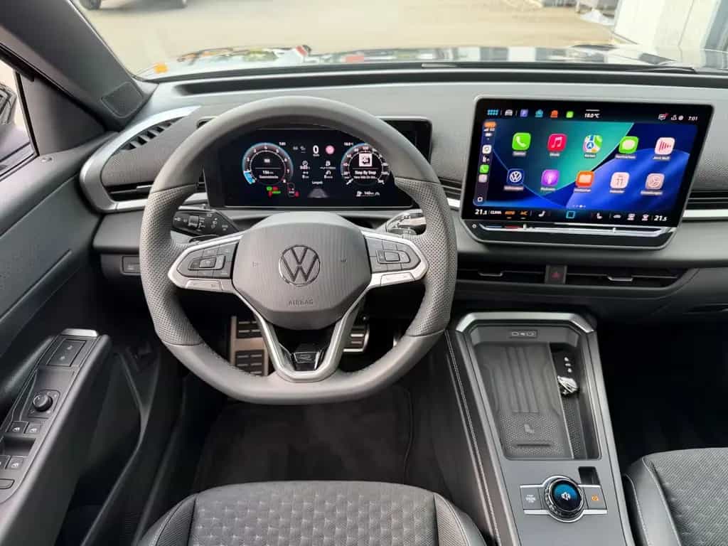 Volkswagen T-Roc 1.5 eTSI R-Line *18Zoll* 04/2026-photo-8