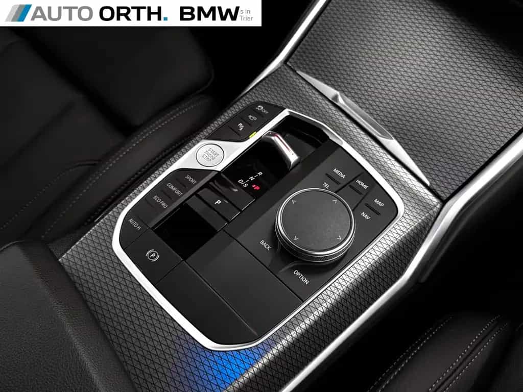 BMW 320 d xDrive Touring M-SPORT-PRO HUD ST-HZG AHK 04/2023-photo-21