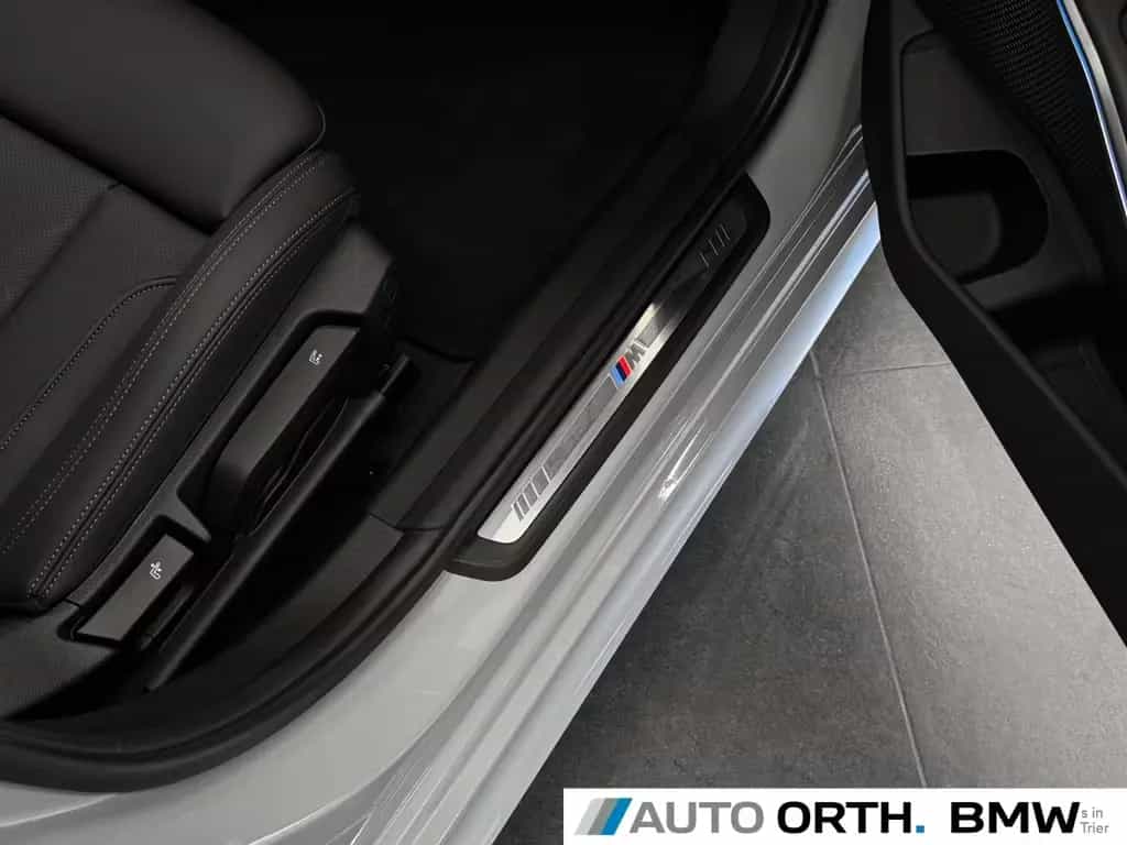 BMW 320 d xDrive Touring M-SPORT-PRO HUD ST-HZG AHK 04/2023-photo-27