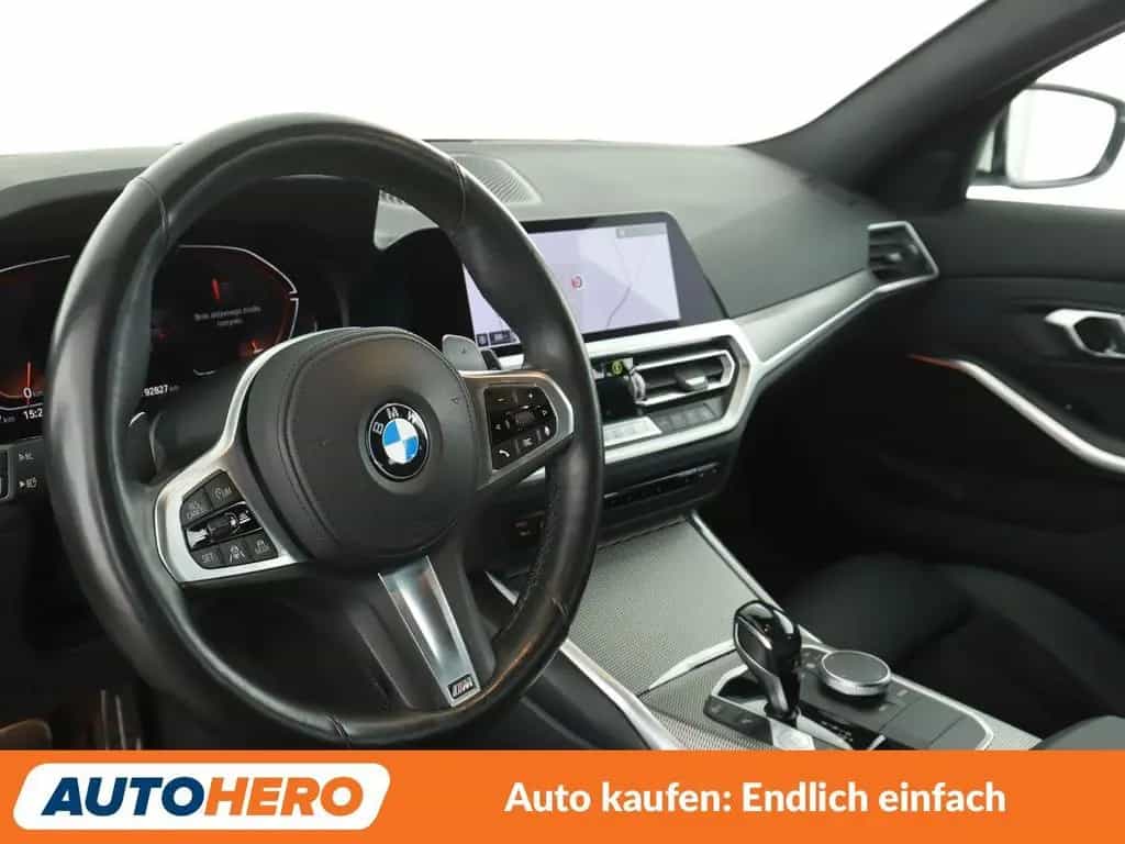BMW 320 3er 320d Mild-Hybrid M Sport Aut.*NAV*TEMPO*AHK* 09/2020-photo-10