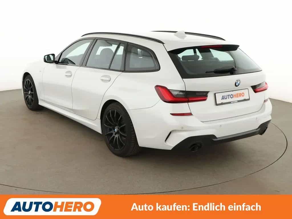 BMW 320 3er 320d Mild-Hybrid M Sport Aut.*NAV*TEMPO*AHK* 09/2020-photo-3