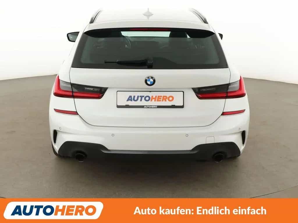 BMW 320 3er 320d Mild-Hybrid M Sport Aut.*NAV*TEMPO*AHK* 09/2020-photo-4