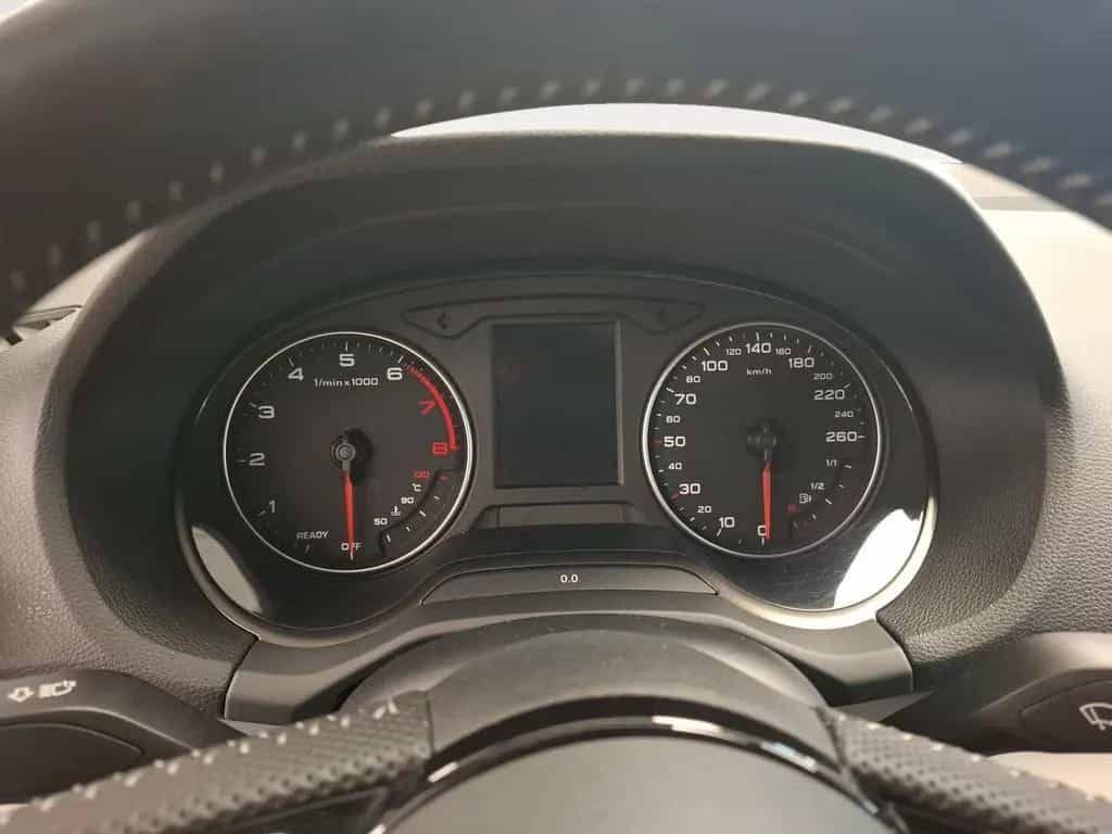 Audi Q2 35 TFSI sport S line LM LED STH SHZ PDC 03/2019-photo-10