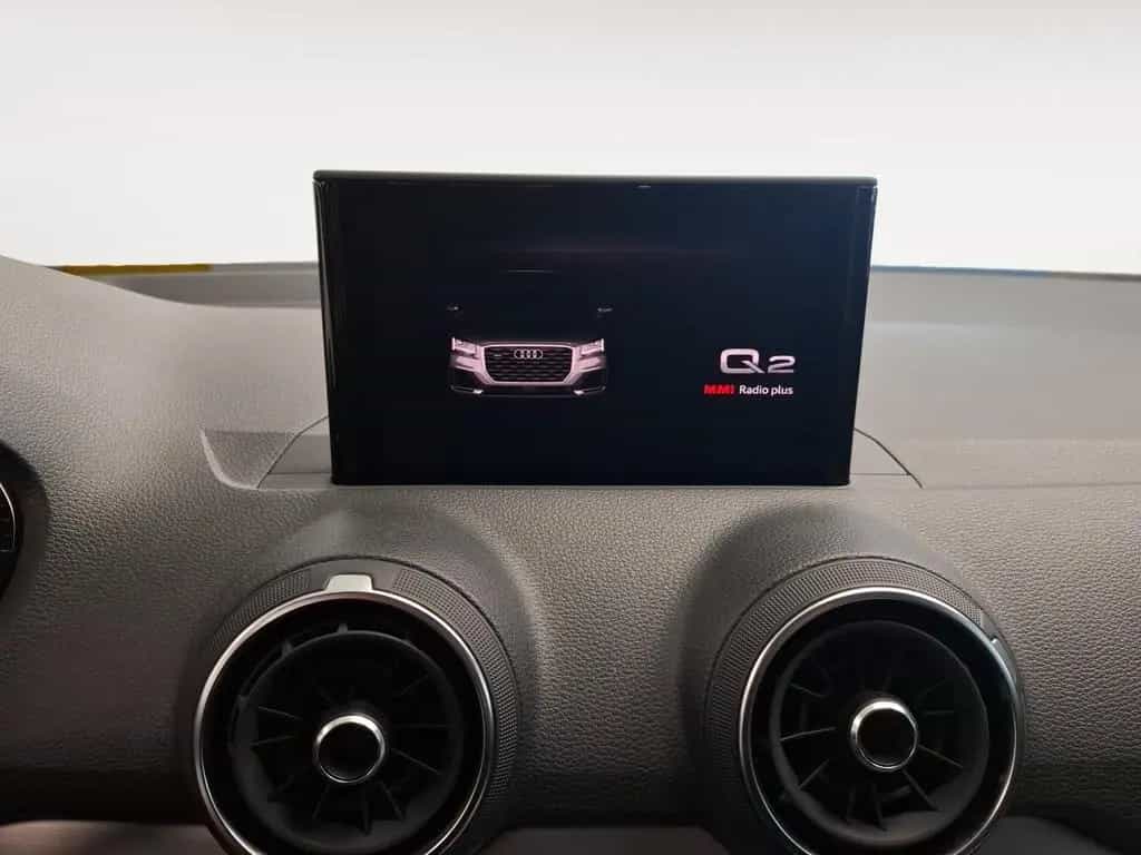 Audi Q2 35 TFSI sport S line LM LED STH SHZ PDC 03/2019-photo-11