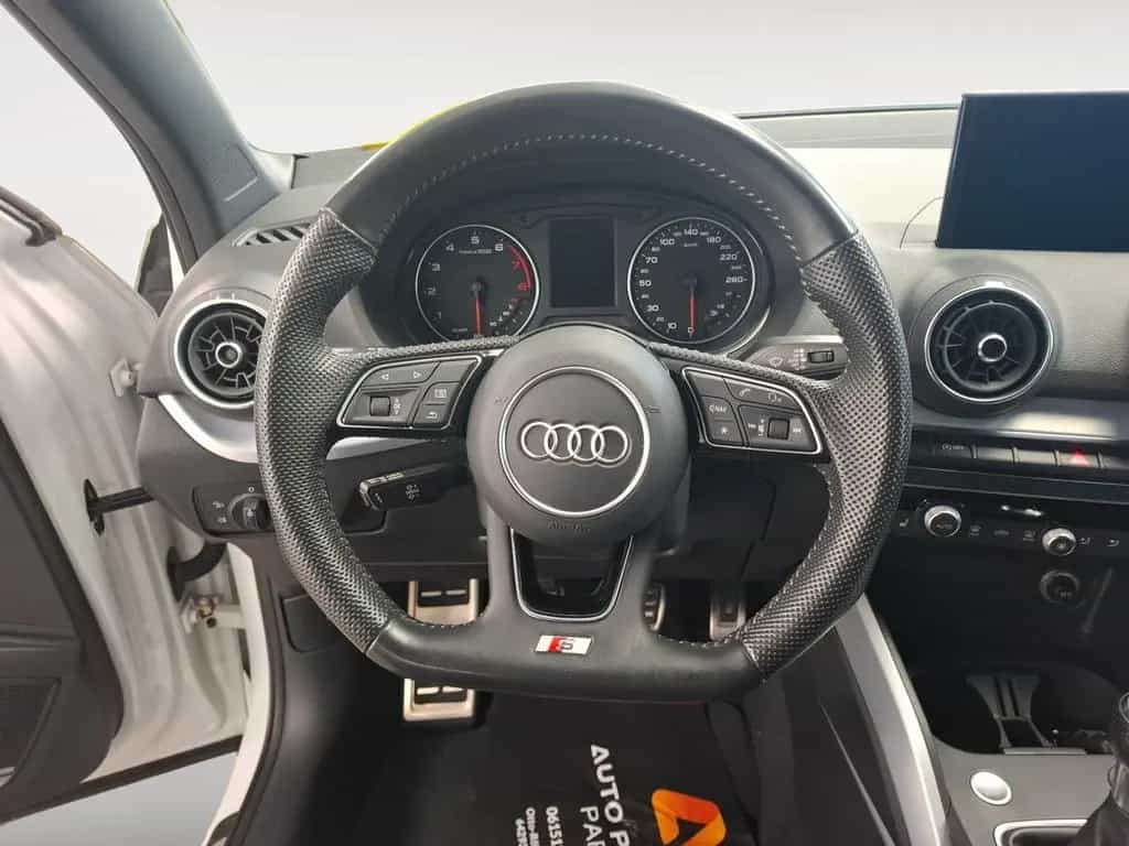 Audi Q2 35 TFSI sport S line LM LED STH SHZ PDC 03/2019-photo-9