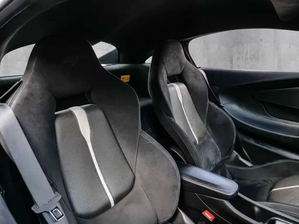 McLaren 570S Coupé Storm Grey, Interior Carbon 02/2019-photo-14