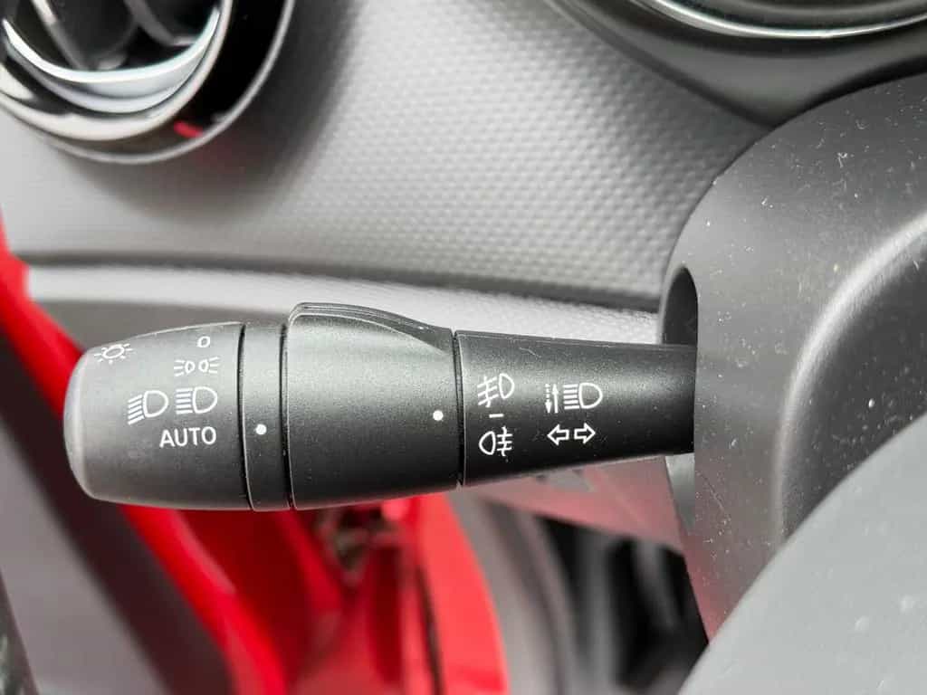 Renault Captur XMOD/Navi/Leder/Tempom./Rückfahrkamera 09/2015-photo-18