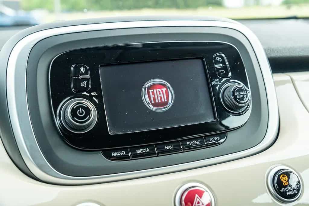Fiat 500X 1.6 E-torQ Lounge 04/2017-photo-11