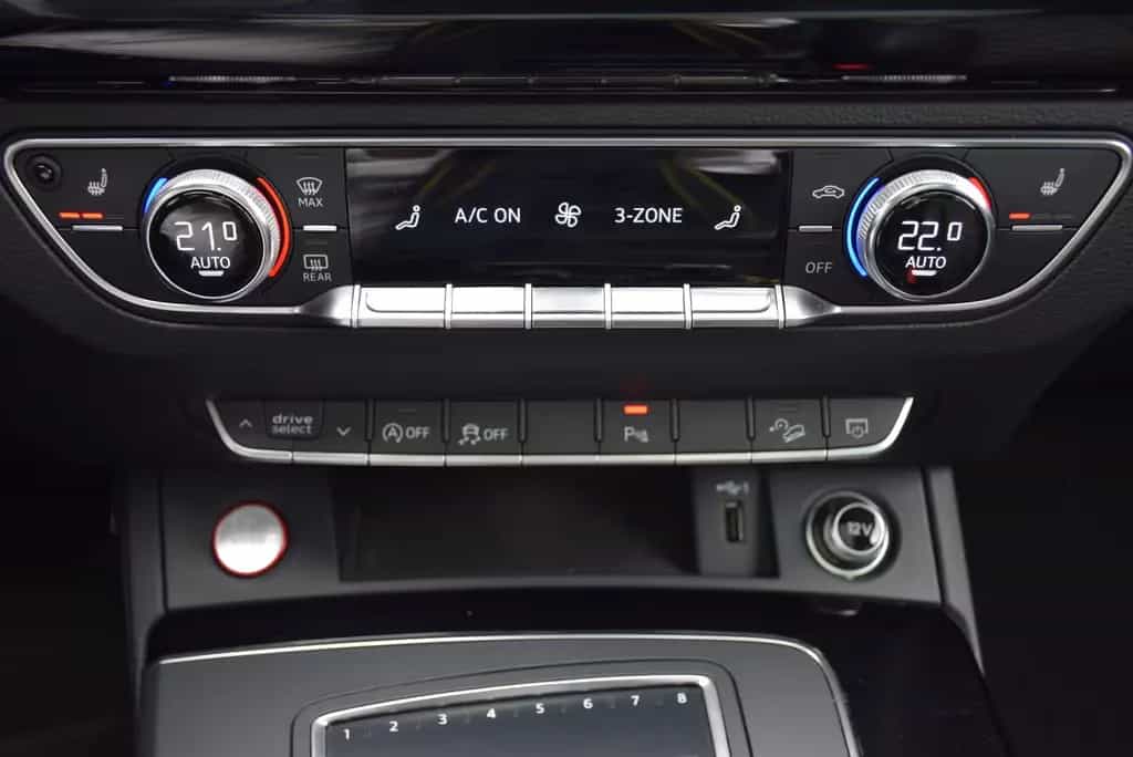 Audi SQ5 3.0 TFSI quattro S-LINE MATRIX B&O STDHZG 08/2018-photo-28