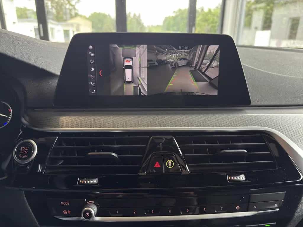 BMW 520 520d 5er Touring M Sport LED*AHK*PANO*360*AC 08/2020-photo-14