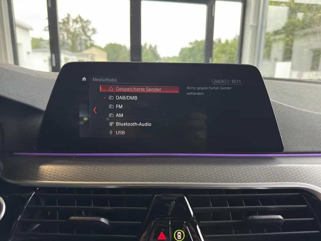 BMW 520 520d 5er Touring M Sport LED*AHK*PANO*360*AC 08/2020-photo-15