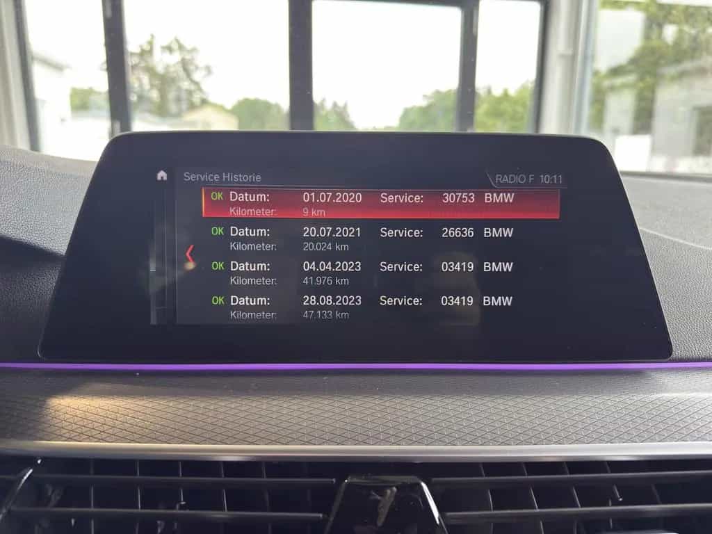 BMW 520 520d 5er Touring M Sport LED*AHK*PANO*360*AC 08/2020-photo-19