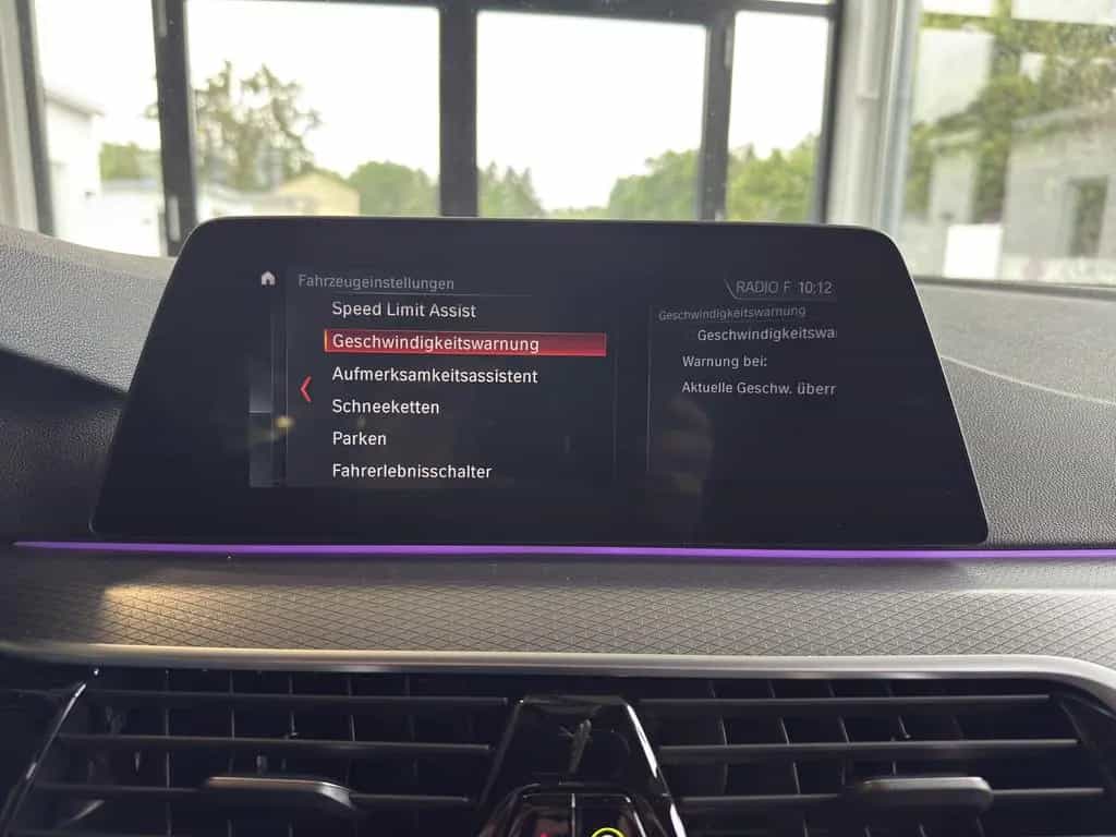 BMW 520 520d 5er Touring M Sport LED*AHK*PANO*360*AC 08/2020-photo-20