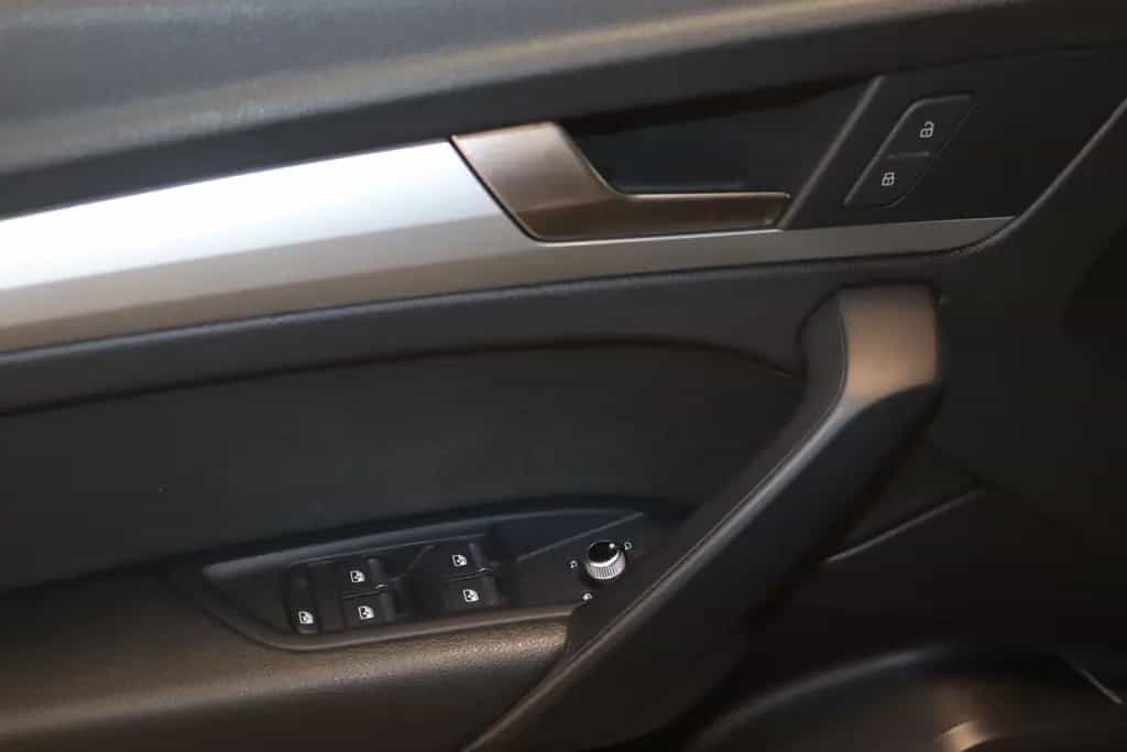 Audi Q5 40 TDI qu. S tronic-Bi-Xenon-Navi-KAM-SHZ- 08/2019-photo-9