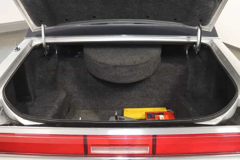 Lincoln Continental H Kennzeichen Einmaliger Zustand 02/1987-photo-6