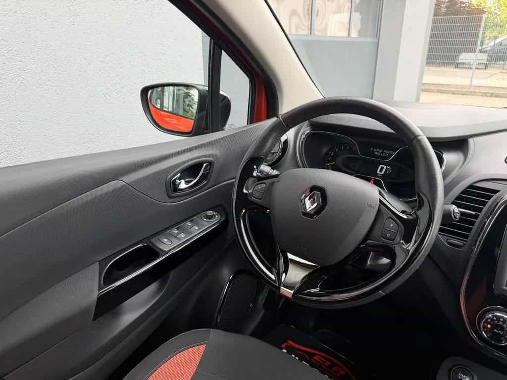 Renault Captur Luxe*Automatik*Tempomat*LED*Bluetooth* 09/2015-photo-12