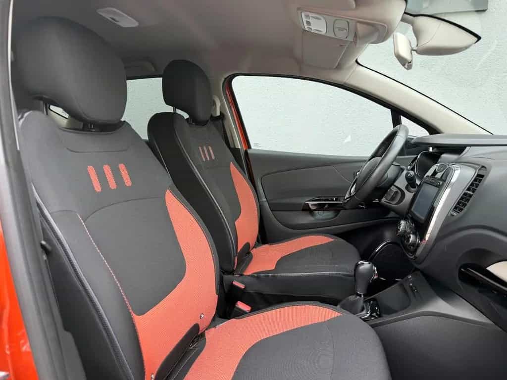 Renault Captur Luxe*Automatik*Tempomat*LED*Bluetooth* 09/2015-photo-8