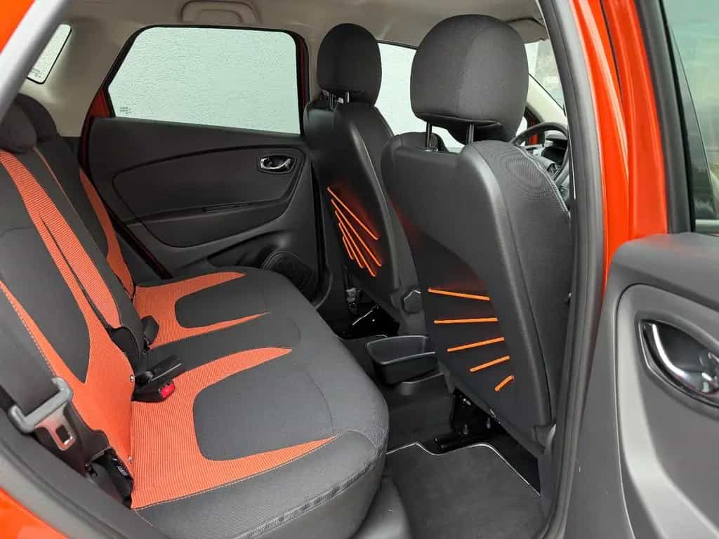 Renault Captur Luxe*Automatik*Tempomat*LED*Bluetooth* 09/2015-photo-9