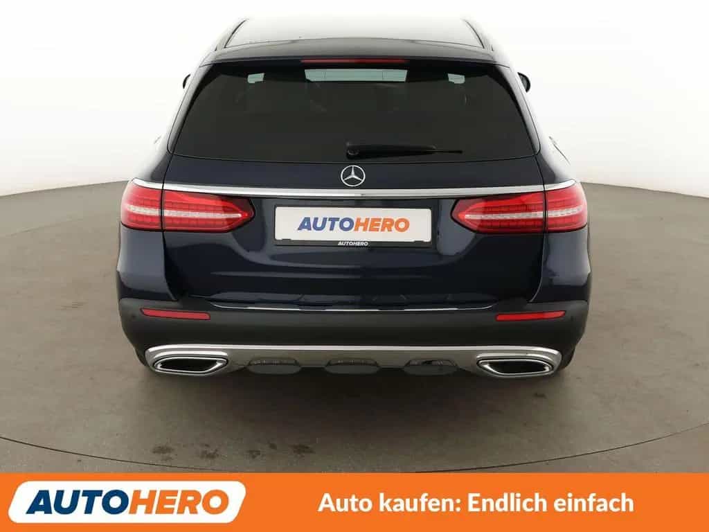 Mercedes-Benz E 220 E-Klasse E 220 d T 4Matic Avantgarde Aut.*NAVI* 03/2021-photo-4