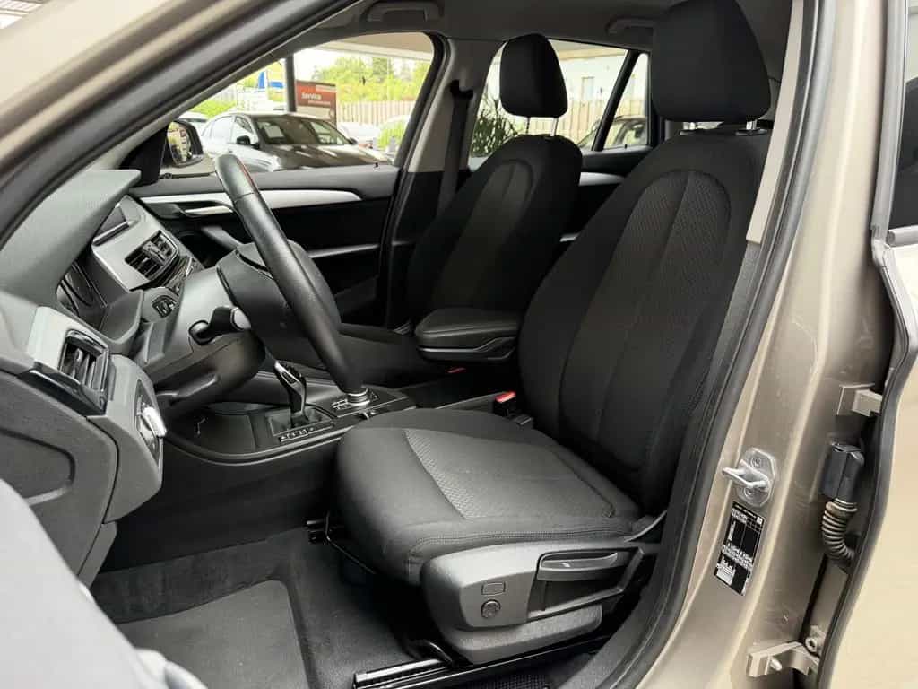 BMW X1 sDrive 18 i Advantage 10/2021-photo-11