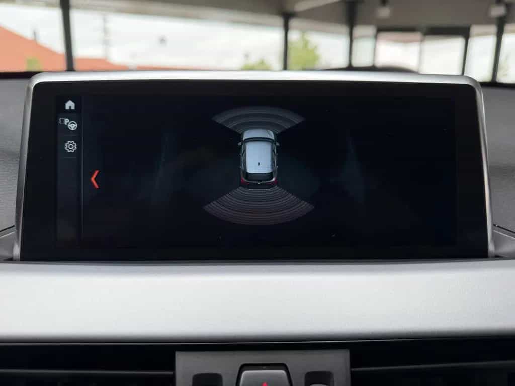 BMW X1 sDrive 18 i Advantage 10/2021-photo-13