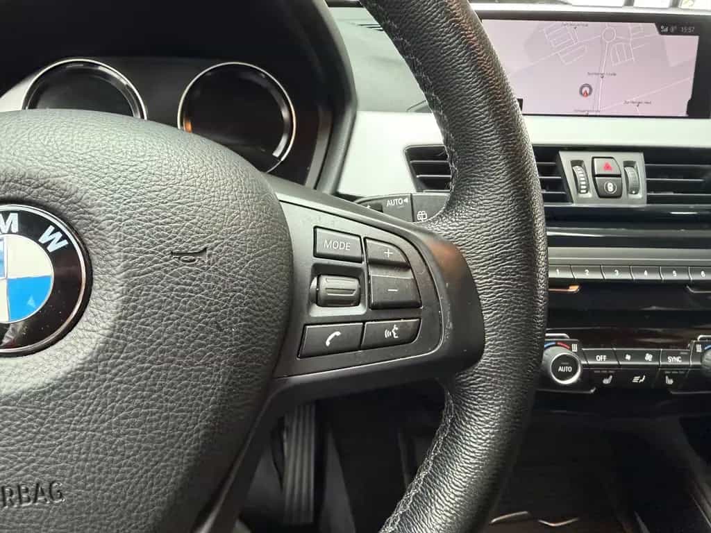 BMW X1 sDrive 18 i Advantage 10/2021-photo-22