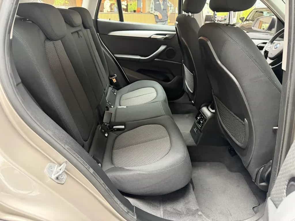 BMW X1 sDrive 18 i Advantage 10/2021-photo-26