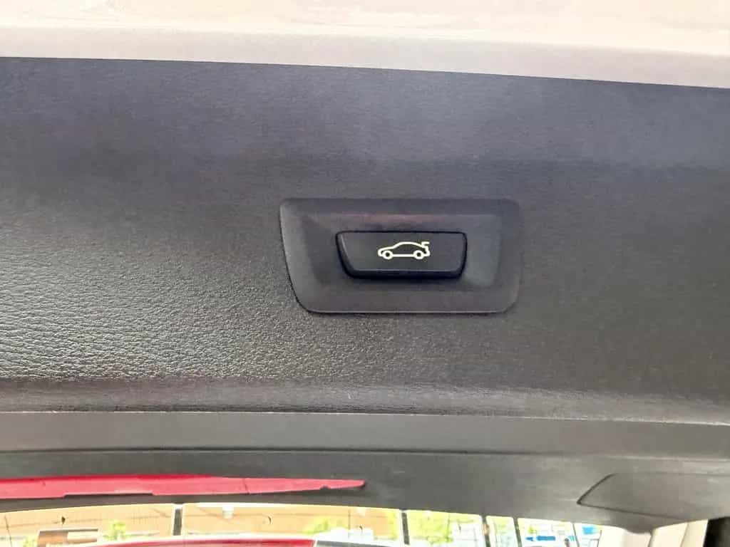 BMW X1 sDrive 18 i Advantage 10/2021-photo-31