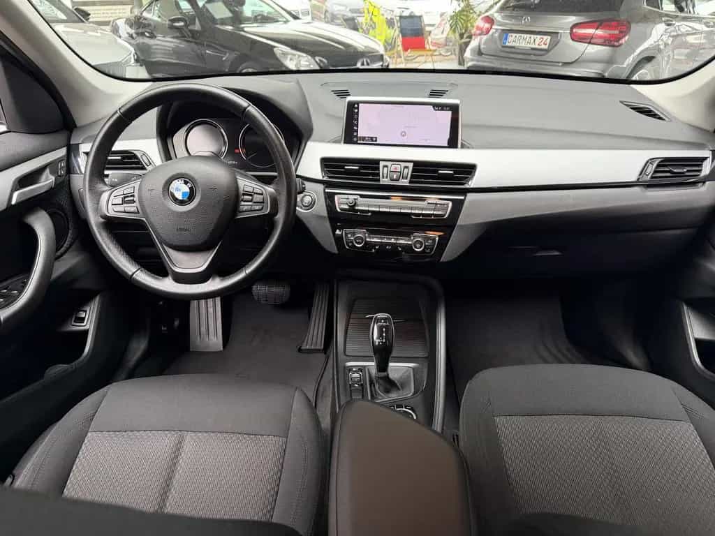 BMW X1 sDrive 18 i Advantage 10/2021-photo-8