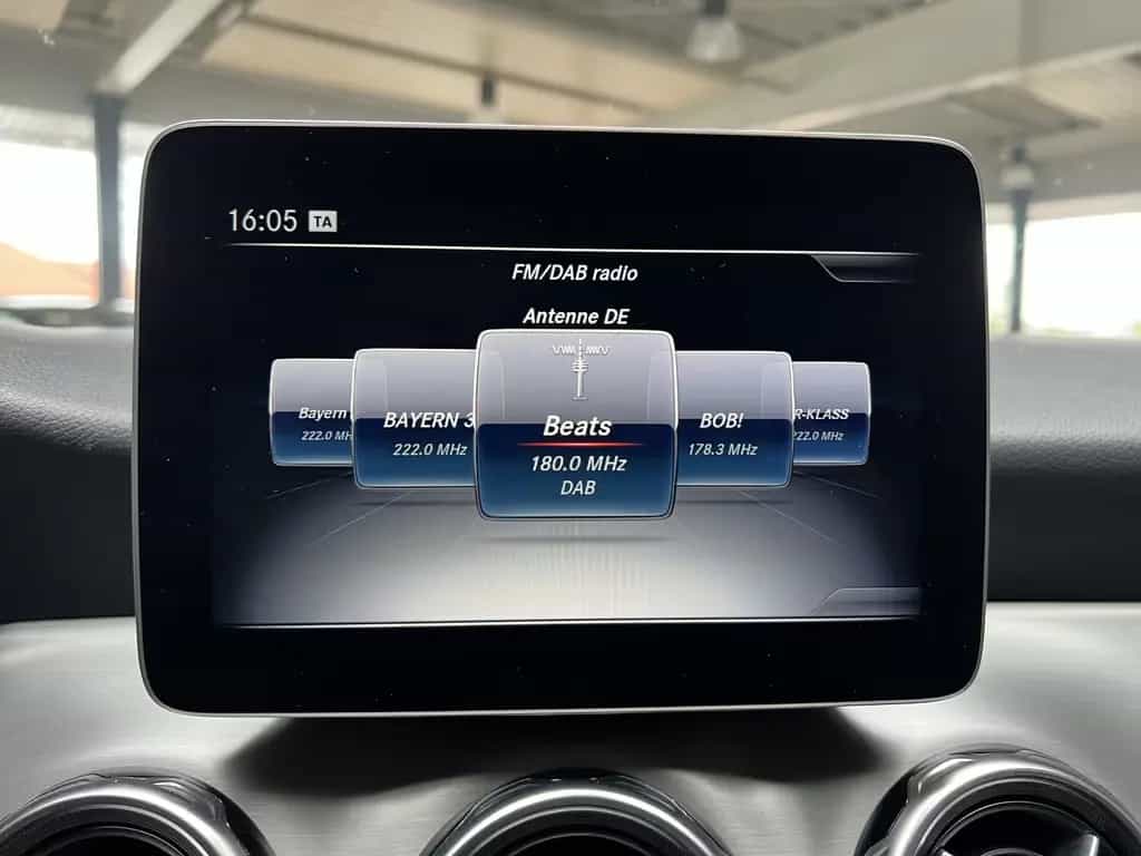 Mercedes-Benz GLA 220 GLA GLA 220 4M AMG-Line Sport Kamera360 dAB LED 12/2019-photo-21