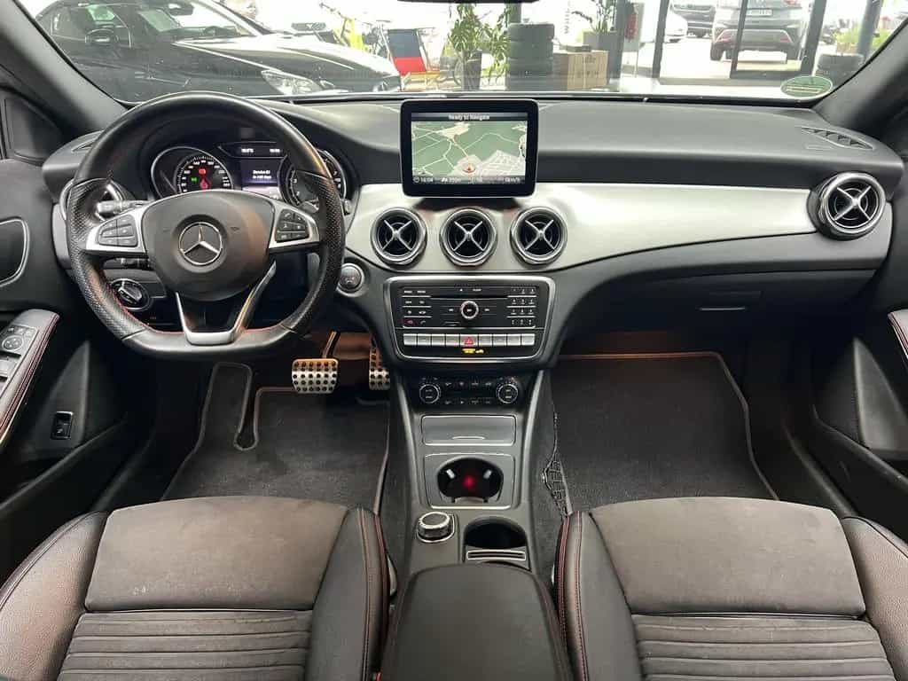 Mercedes-Benz GLA 220 GLA GLA 220 4M AMG-Line Sport Kamera360 dAB LED 12/2019-photo-7