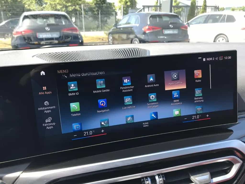 BMW 318 d Touring Panorama Kam ACC Leder Keyless 08/2023-photo-12