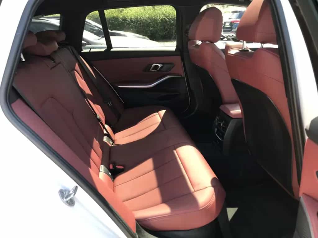 BMW 318 d Touring Panorama Kam ACC Leder Keyless 08/2023-photo-7