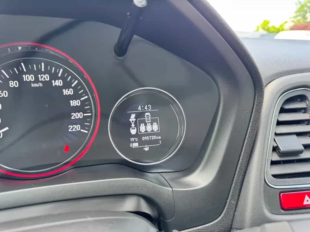 Honda HR-V Elegance 11/2016-photo-33