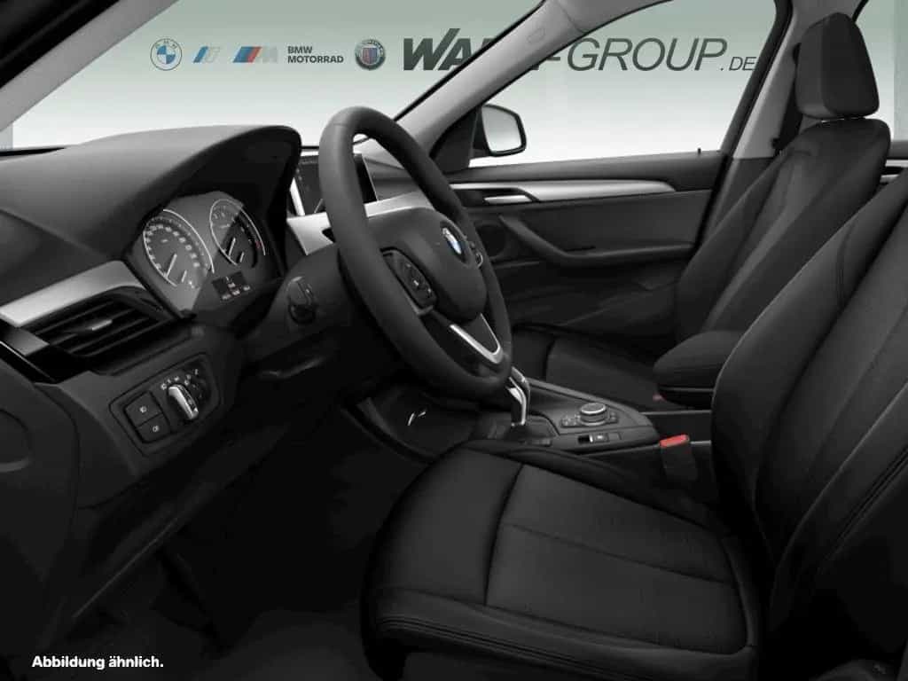 BMW X1 sDrive18i Advantage AHK Navi LED Sport SHZ PD 03/2021-photo-2