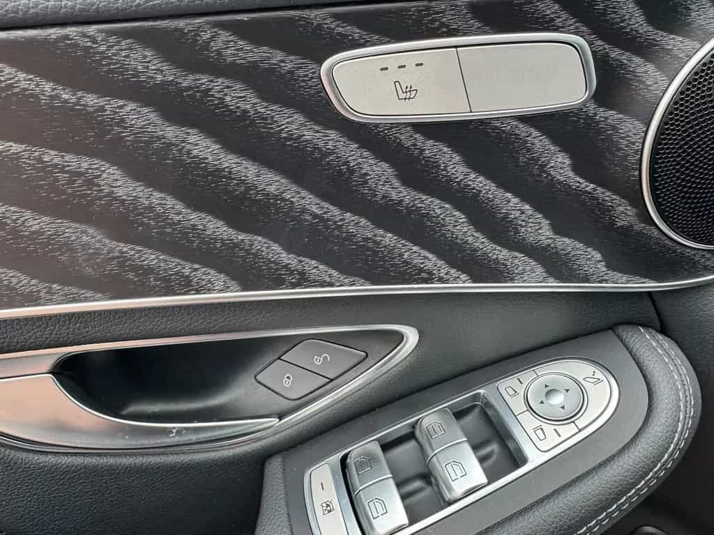 Mercedes-Benz GLC 250 4Matic AMG LINE ACC DTR 360° KAMERA LED 11/2017-photo-24