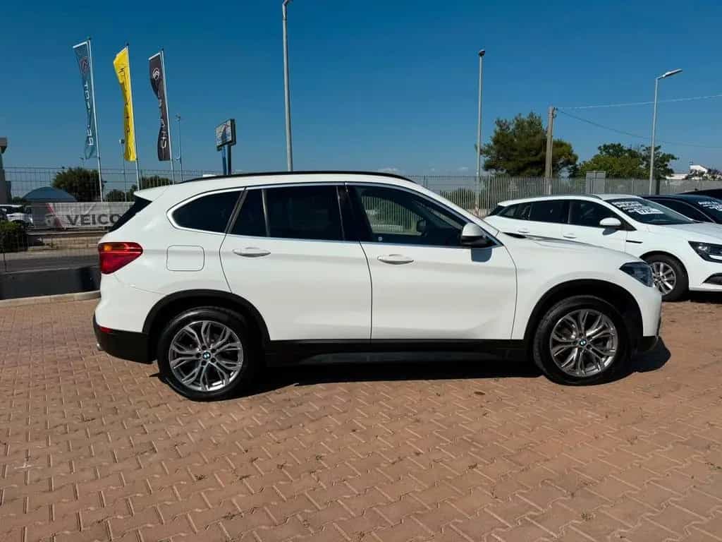 BMW X1 Bmw X1 xDrive18d Advantage 08/2018-photo-2