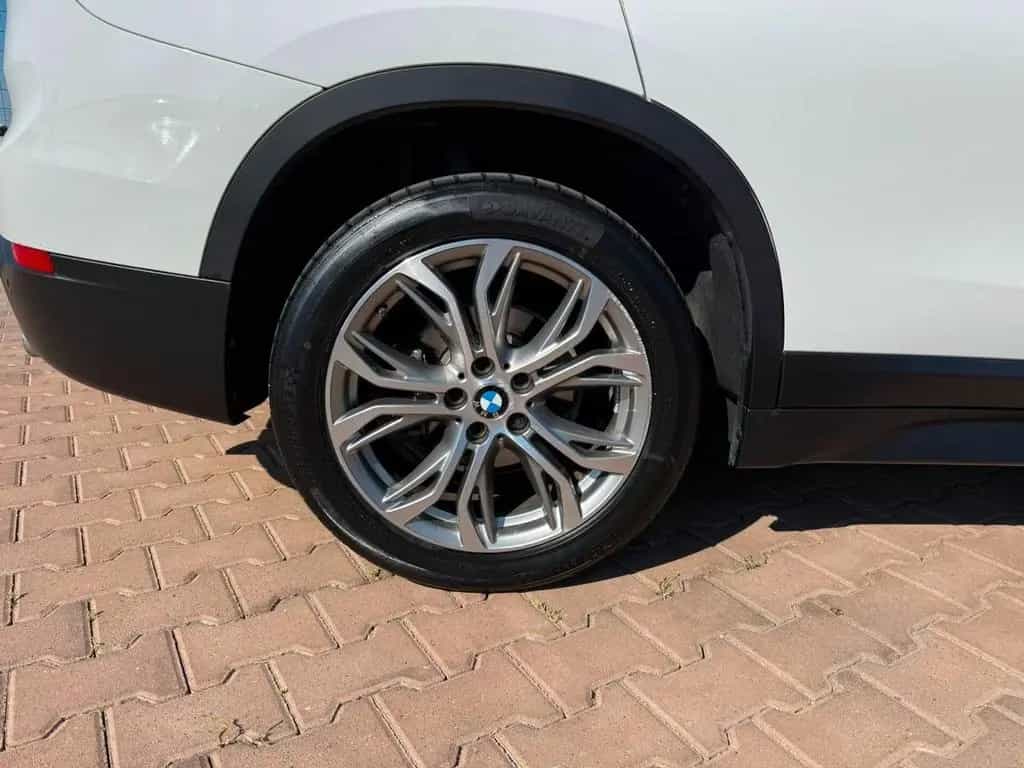 BMW X1 Bmw X1 xDrive18d Advantage 08/2018-photo-3