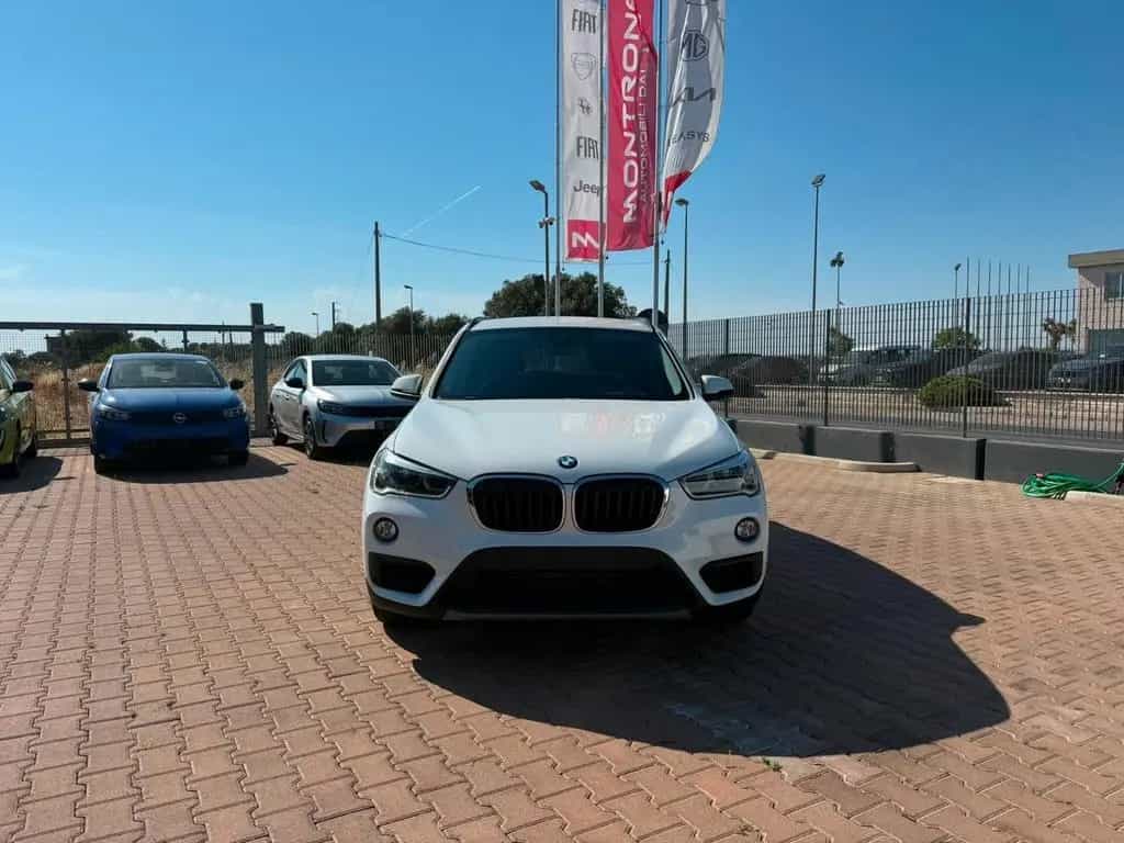 BMW X1 Bmw X1 xDrive18d Advantage 08/2018-photo-4