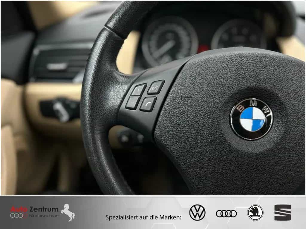 BMW X1 sDrive18i AHK*Leder*Bi-Xenon ab 49 EUR Rate 01/2014-photo-18