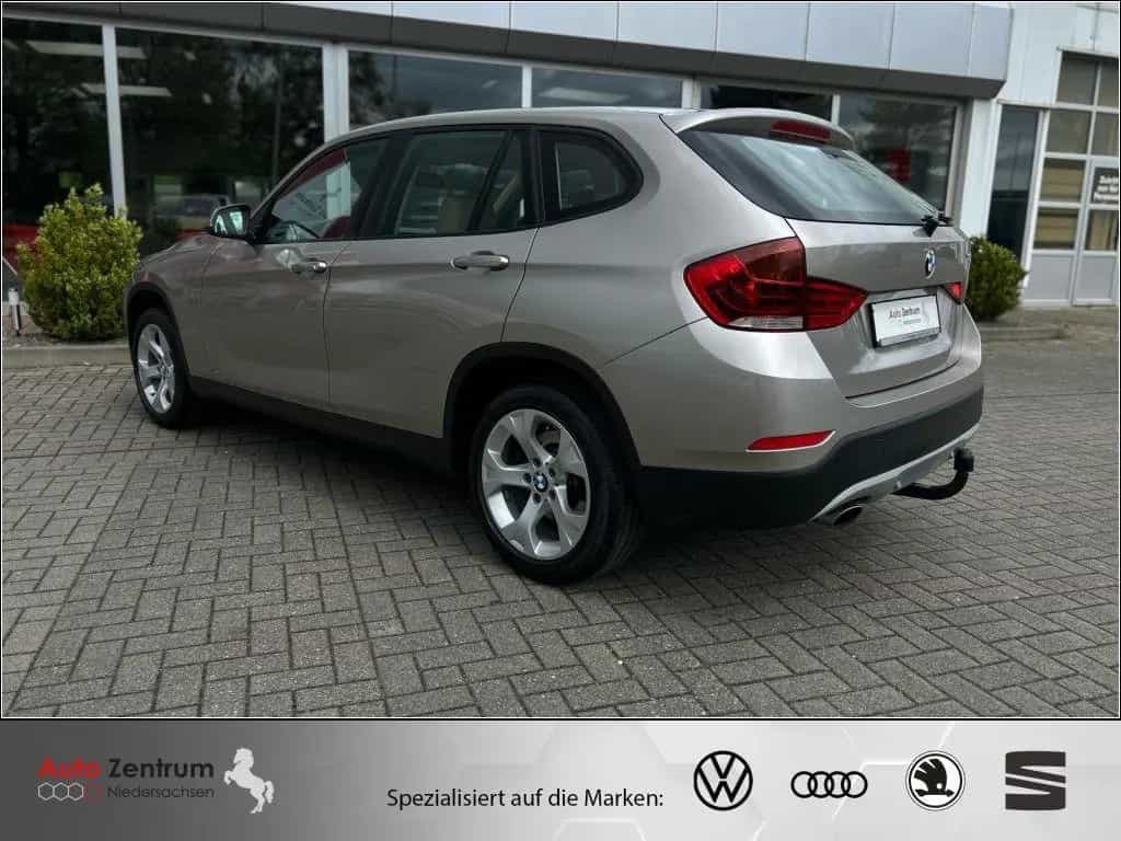 BMW X1 sDrive18i AHK*Leder*Bi-Xenon ab 49 EUR Rate 01/2014-photo-8