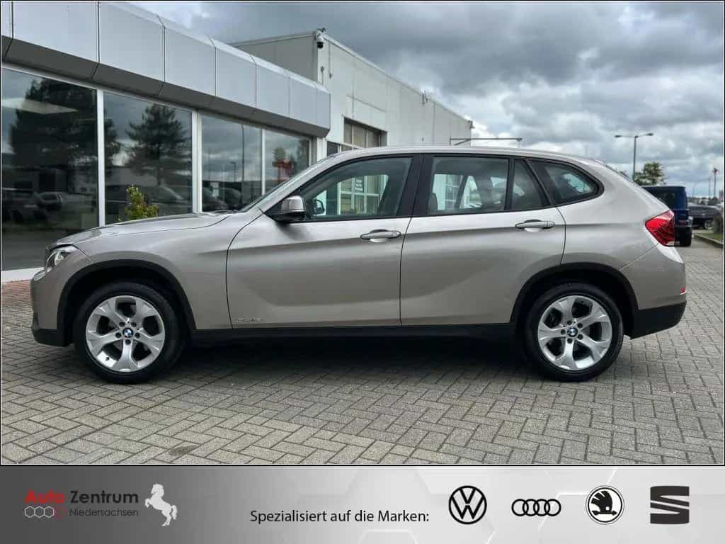 BMW X1 sDrive18i AHK*Leder*Bi-Xenon ab 49 EUR Rate 01/2014-photo-9