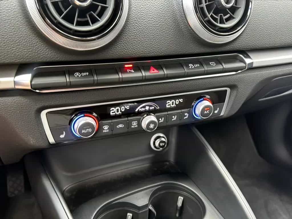 Audi A3 Sportback 30 TFSI+BI-XENON+NAVI+PDC+NANOGRAU 06/2019-photo-22