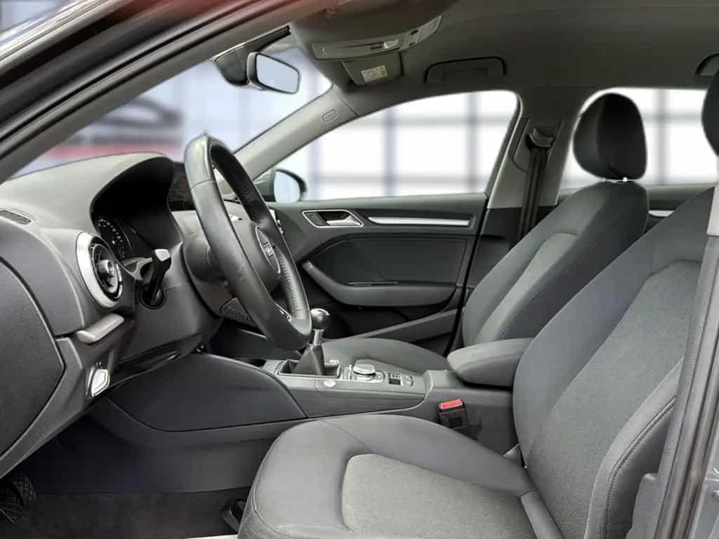 Audi A3 Sportback 30 TFSI+BI-XENON+NAVI+PDC+NANOGRAU 06/2019-photo-8
