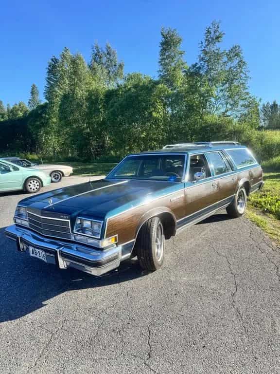 Buick Electra Estate Wagon 01/1979-photo-8