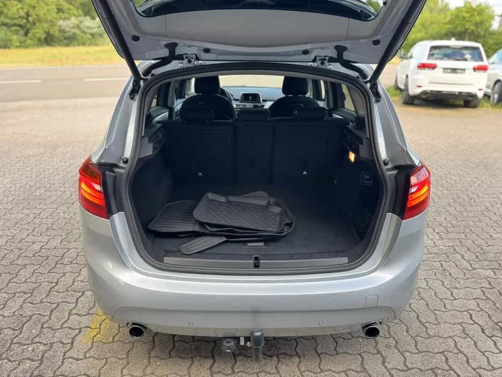 BMW 220 i Advantage/2.HAND/AUTOMATIK/SCHECKHFT/AHK 10/2017-photo-12