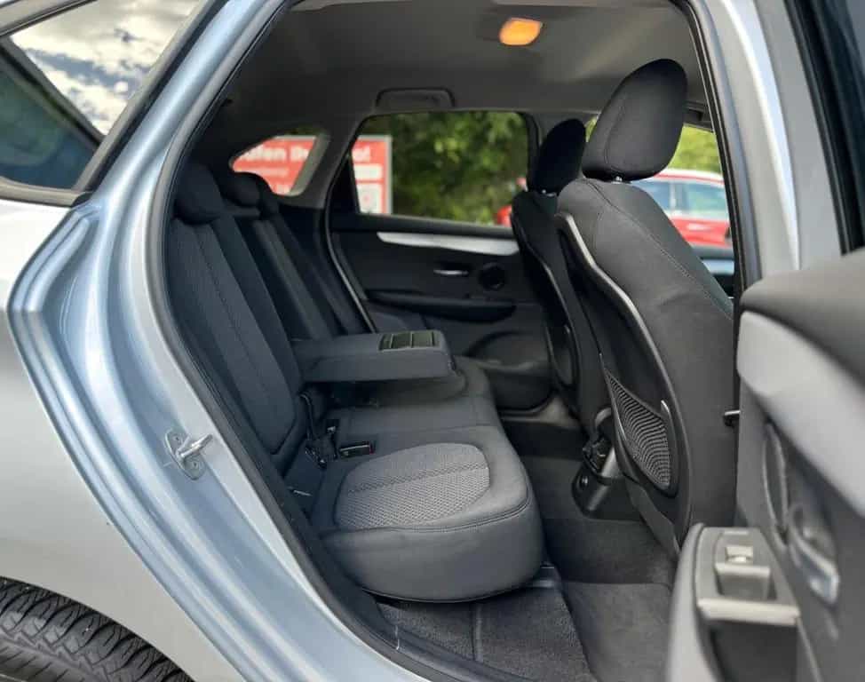 BMW 220 i Advantage/2.HAND/AUTOMATIK/SCHECKHFT/AHK 10/2017-photo-14