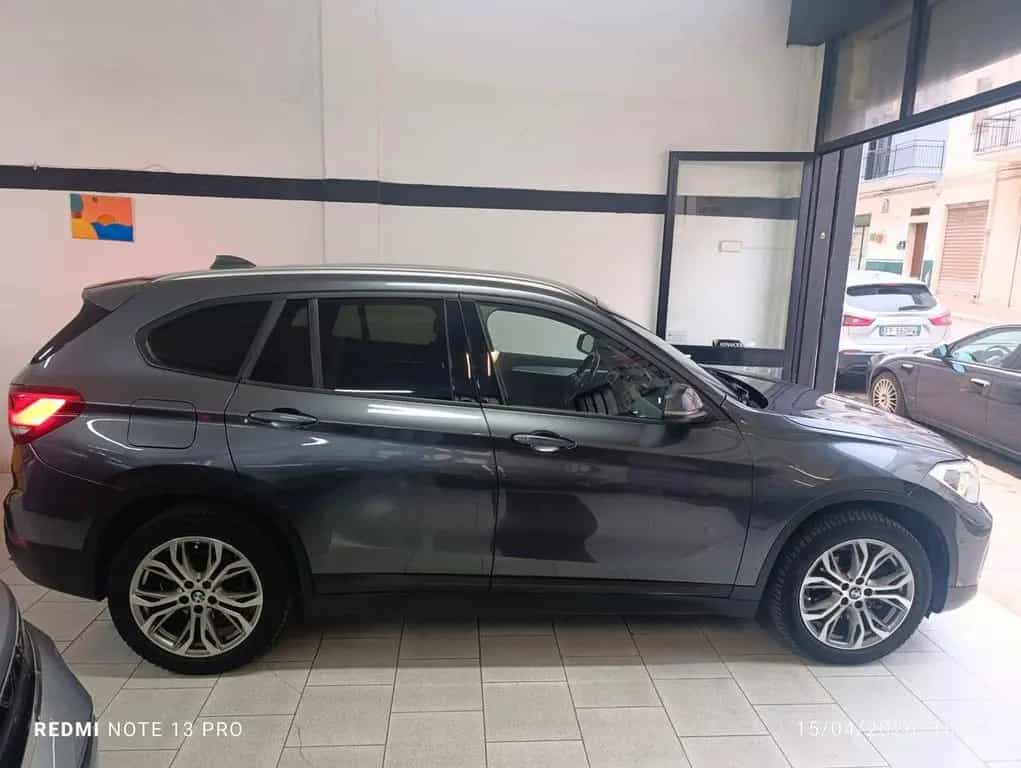 BMW X1 Bmw X1 sDrive18d Sport 01/2020-photo-3