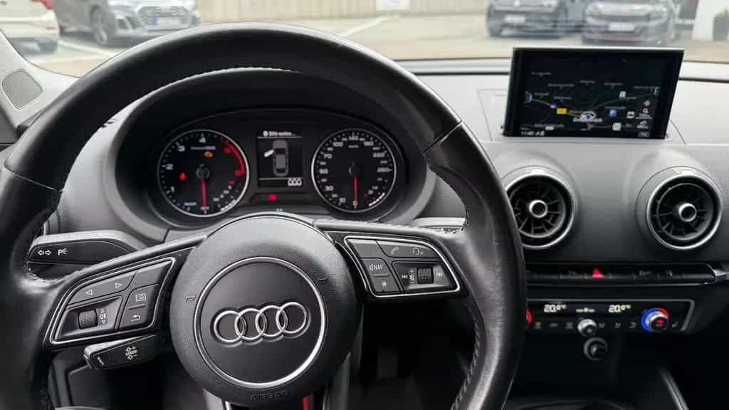 Audi A3 1.6 TDI - Limousine 8V 99 Tkm, Standheizung 12/2016-photo-10